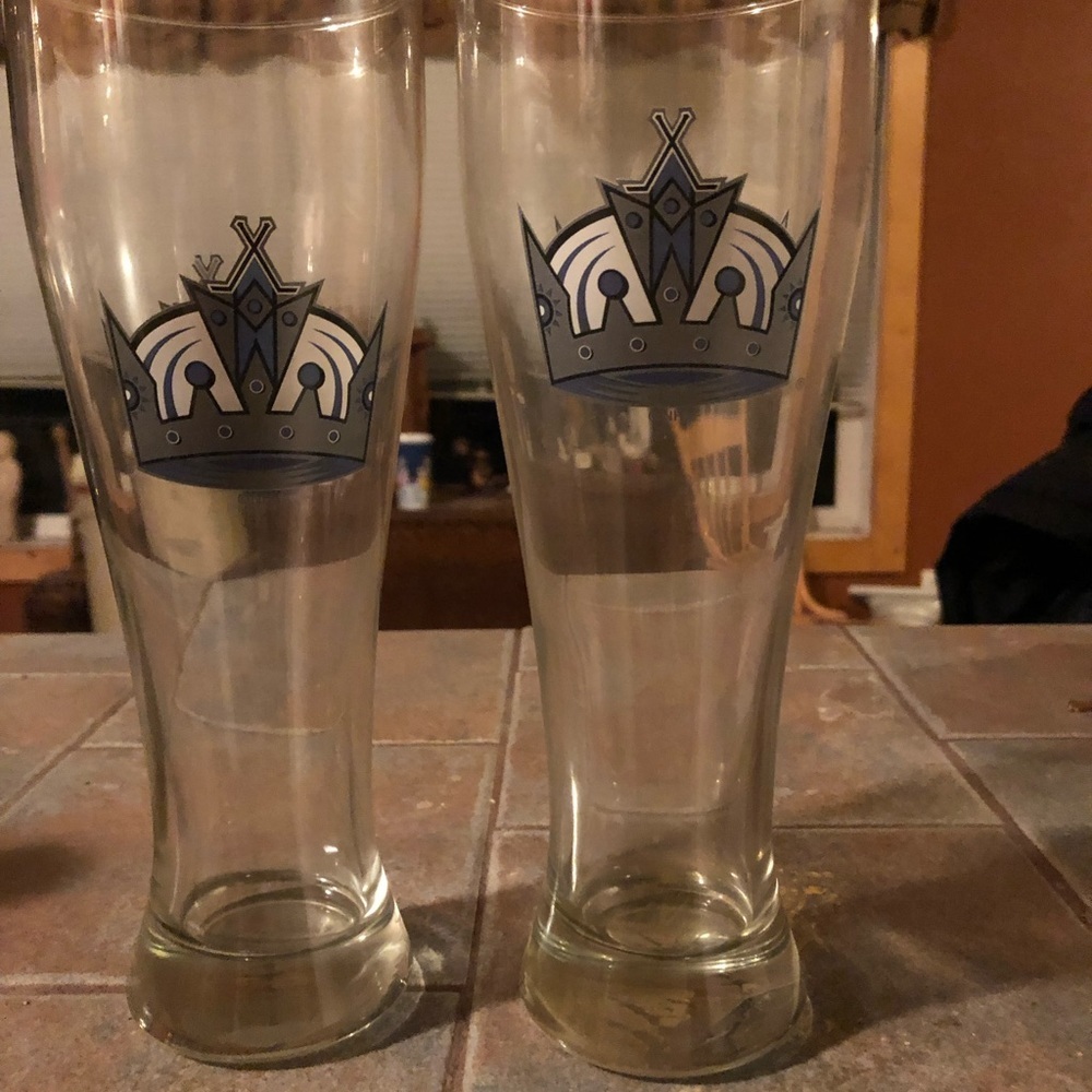 Vintage LA Kings Beer Glasses